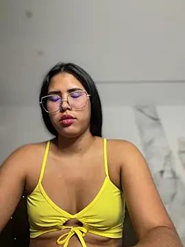 alysson 18 online show from 31, 5, 2026