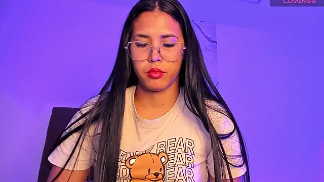 alysson 18 online show from 18, 11, 2025