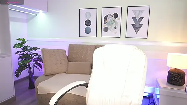 MaddyWattson online show from 2, 12, 2025