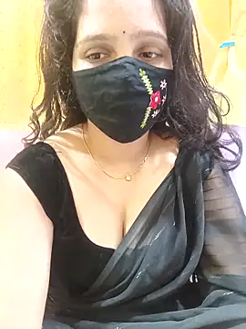 Rising Smiler online show from 24, 11, 2025