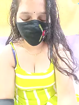 Rising Smiler online show from 27, 11, 2025