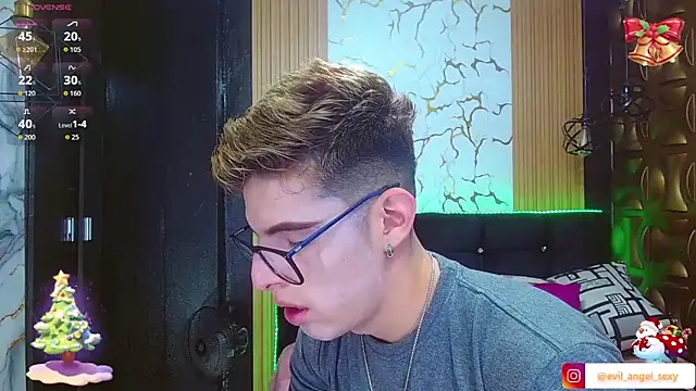 angel sexyevil online show from 17, 12, 2025