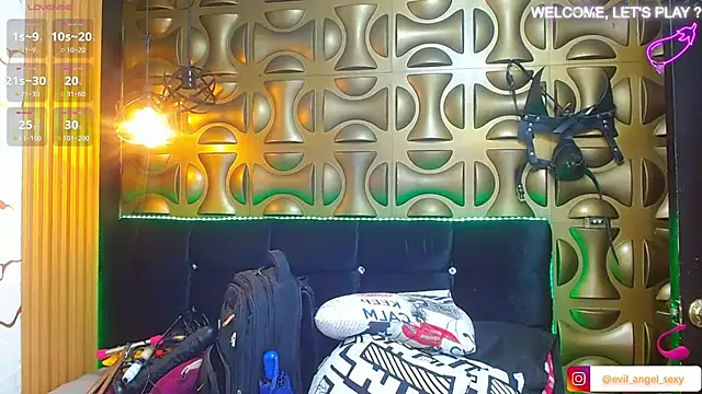 angel sexyevil online show from 11, 11, 2025