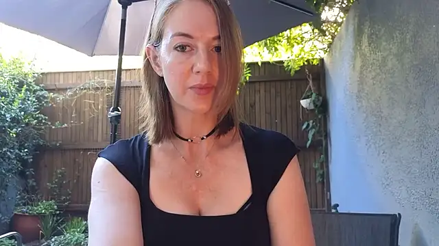 TopsyWilde online show from 9, 3, 2026