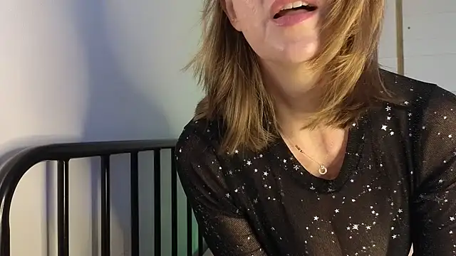 TopsyWilde online show from 15, 4, 2026