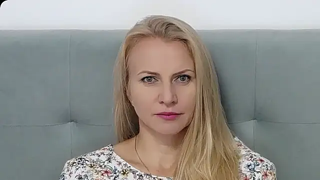 K  Adrienne online show from 30, 9, 2025