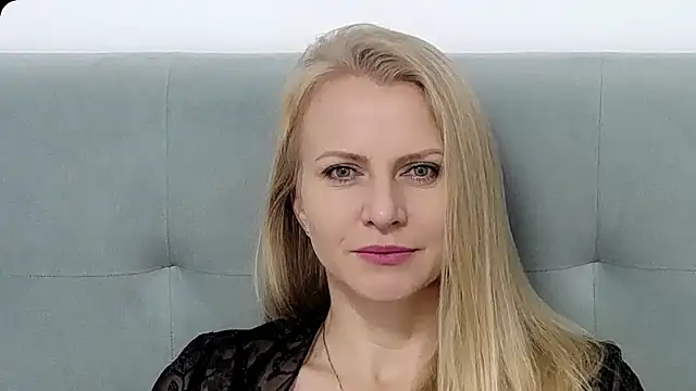 K  Adrienne online show from 1, 11, 2025