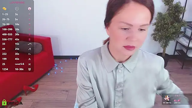 Snapshot of VickyGolden chatting on 9, 7, 2026 VickyGolden online show from 9, 7, 2026