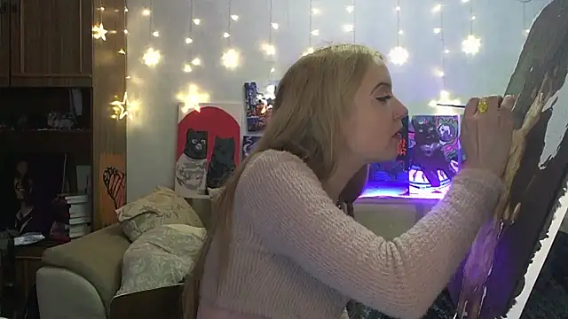 SecretSophia online show from 2, 3, 2025