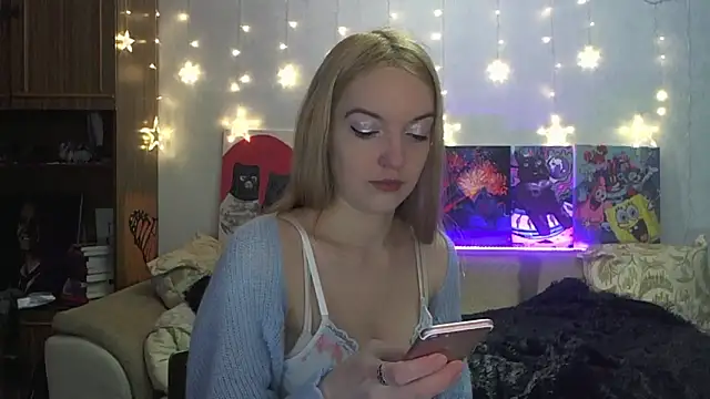 SecretSophia online show from 3, 3, 2025