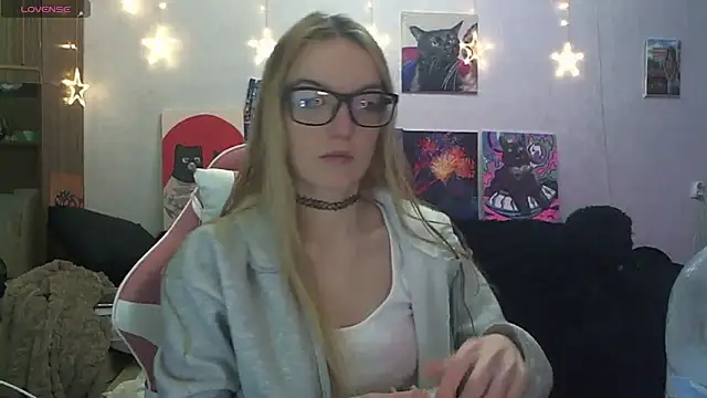 SecretSophia online show from 1, 2, 2026