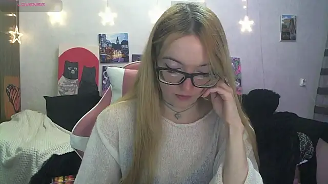 SecretSophia online show from 6, 1, 2026