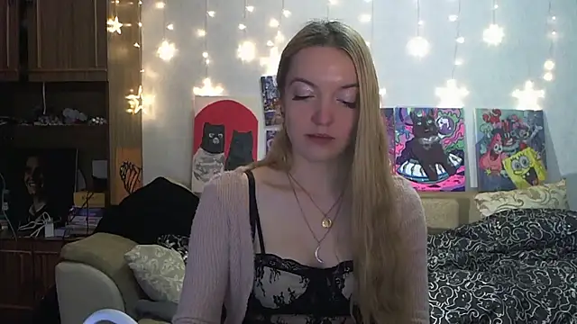 SecretSophia online show from 5, 1, 2025