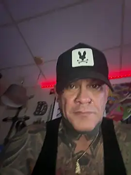 Brandontaylor1981 online show from 4, 3, 2025