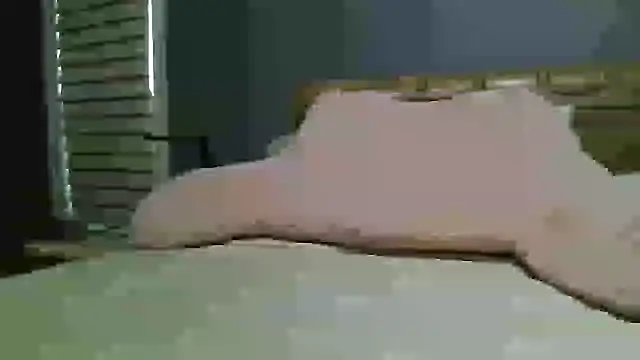 Lisaisluscious online show from 5, 5, 2026
