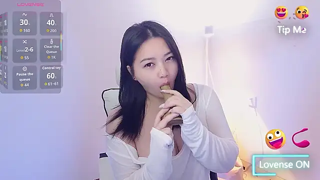 small Eva online show from 7, 2, 2026