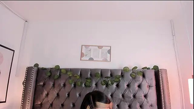 Snapshot of Kim_Blane chatting on 27, 2, 2025 Kim Blane online show from 27, 2, 2025