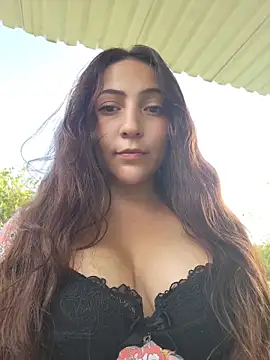 VickyHoult online show from 4, 6, 2026