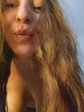 VickyHoult online show from 28, 11, 2025