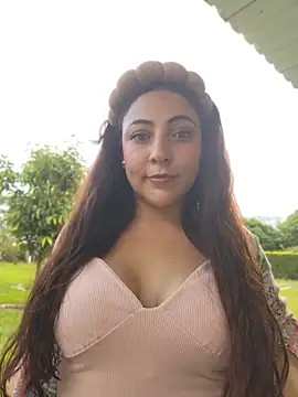 VickyHoult online show from 9, 6, 2026