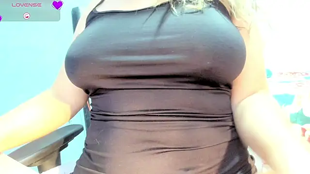 Tiffany teressa online show from 26, 10, 2025