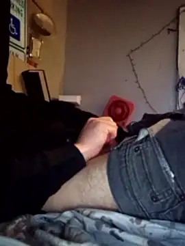 Snapshot of Jewfish420 chatting on 27, 10, 2025 Jewfish420 online show from 27, 10, 2025