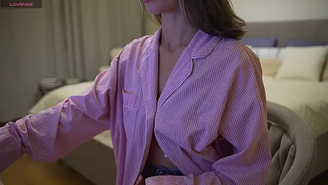 Danielle Thomas online show from 20, 9, 2025