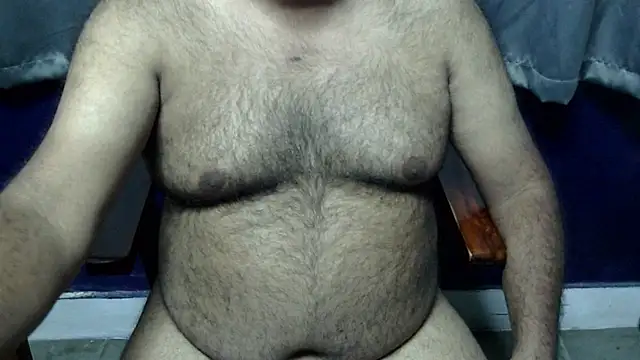 Snapshot of hairysubcub_70 chatting on 27, 3, 2026 hairysubcub 70 online show from 27, 3, 2026