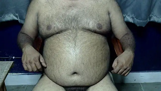 Snapshot of hairysubcub_70 chatting on 23, 3, 2026 hairysubcub 70 online show from 23, 3, 2026