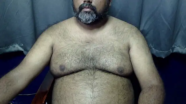 Snapshot of hairysubcub_70 chatting on 17, 3, 2026 hairysubcub 70 online show from 17, 3, 2026