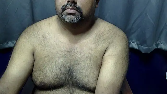 Snapshot of hairysubcub_70 chatting on 3, 4, 2026 hairysubcub 70 online show from 3, 4, 2026