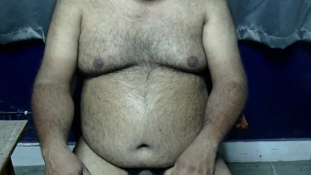 Snapshot of hairysubcub_70 chatting on 28, 3, 2026 hairysubcub 70 online show from 28, 3, 2026