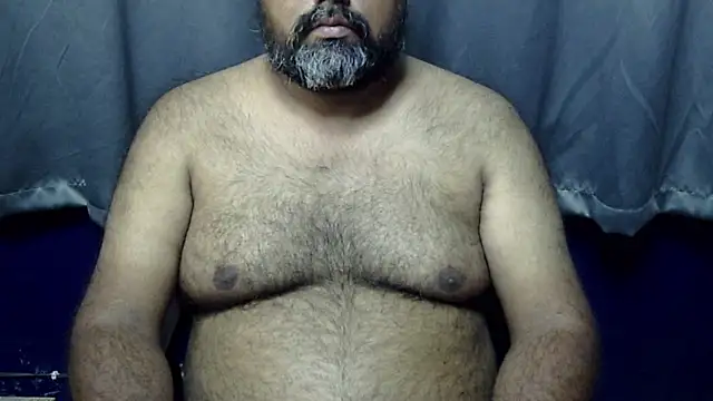 Snapshot of hairysubcub_70 chatting on 24, 3, 2026 hairysubcub 70 online show from 24, 3, 2026