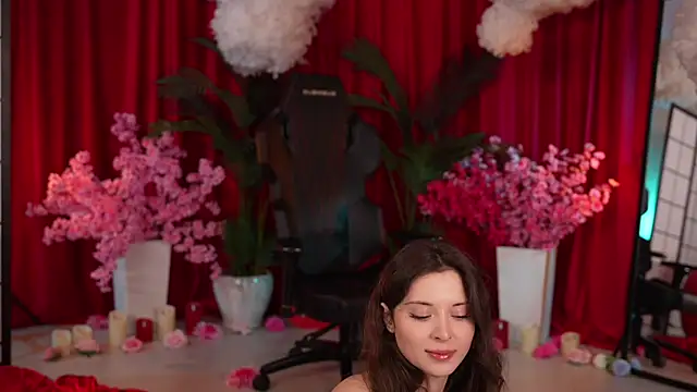 KittyCaitlin online show from 10, 3, 2025