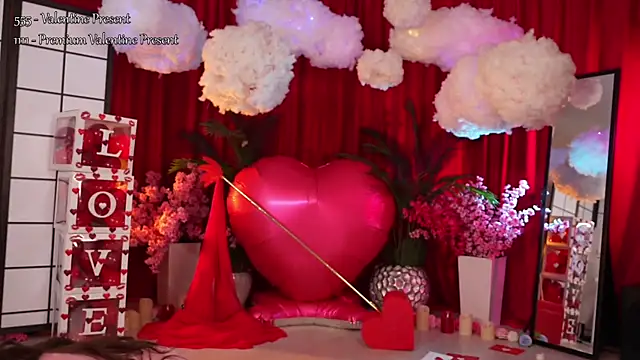 KittyCaitlin online show from 16, 2, 2025