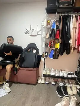 SofiaCarter online show from 27, 2, 2025