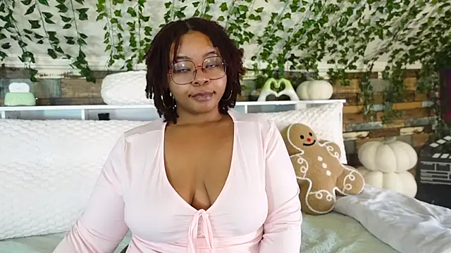 -khayaparker online show from 14, 3, 2025