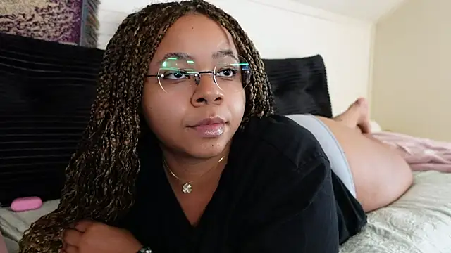 -khayaparker online show from 6, 7, 2026