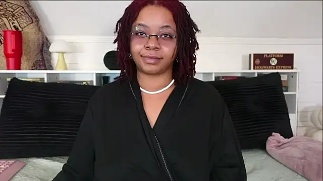 -khayaparker online show from 6, 3, 2026