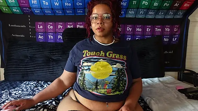 -khayaparker online show from 12, 4, 2026