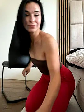 OIivia online show from 9, 10, 2025