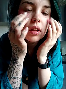 Snapshot of LazyTanukii chatting on 8, 10, 2025 LazyTanukii online show from 8, 10, 2025