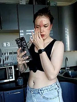 Snapshot of LazyTanukii chatting on 30, 9, 2025 LazyTanukii online show from 30, 9, 2025