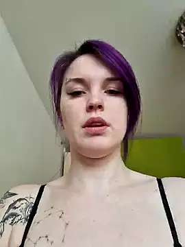 Snapshot of LazyTanukii chatting on 5, 2, 2025 LazyTanukii online show from 5, 2, 2025