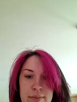 Snapshot of LazyTanukii chatting on 2, 12, 2024 LazyTanukii online show from 2, 12, 2024