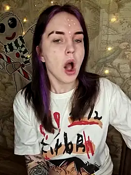 Snapshot of LazyTanukii chatting on 19, 12, 2025 LazyTanukii online show from 19, 12, 2025