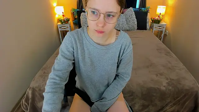 CharmedDoll online show from 8, 4, 2026