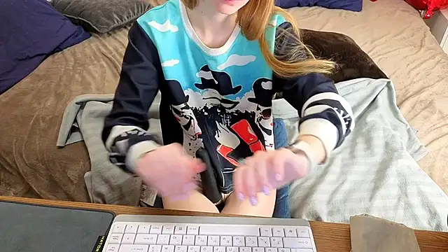 CharmedDoll online show from 2, 3, 2026