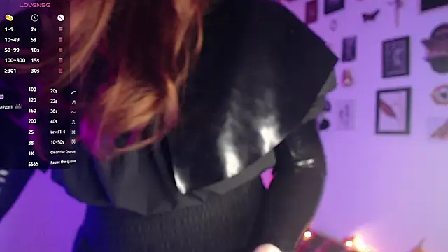 Snapshot of auroralatexprincess chatting on 30, 10, 2025 auroralatexprincess online show from 30, 10, 2025