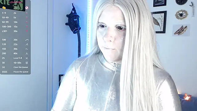 Snapshot of auroralatexprincess chatting on 28, 10, 2025 auroralatexprincess online show from 28, 10, 2025